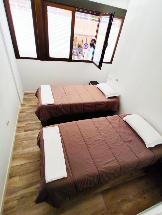 Palafox 23 Hostel Madrid Kültér fotó