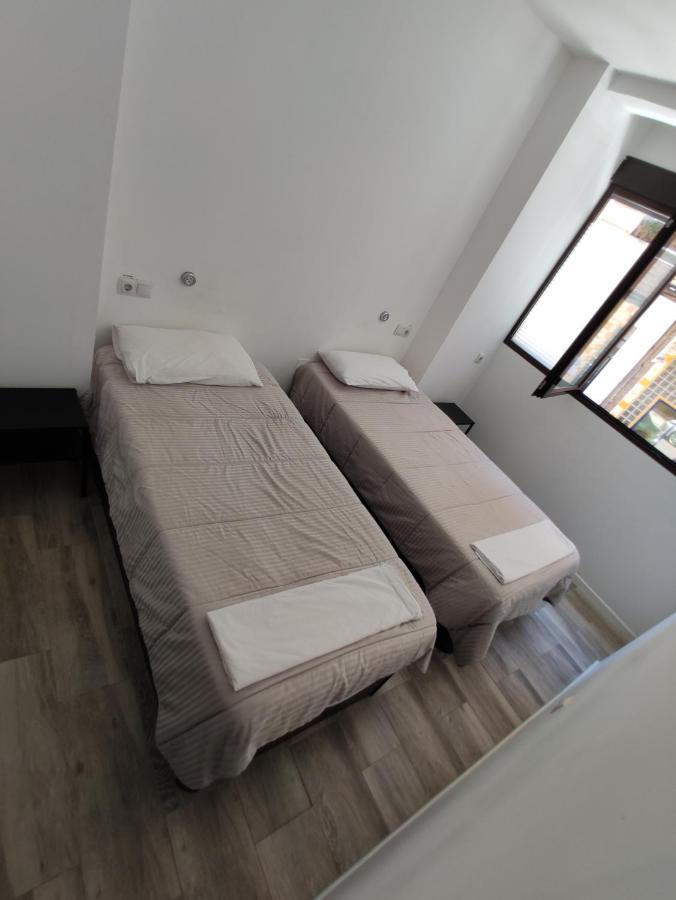 Palafox 23 Hostel Madrid Kültér fotó